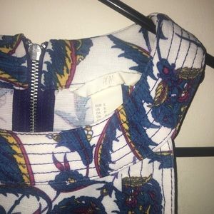 H&M’s floral strap dress 👗